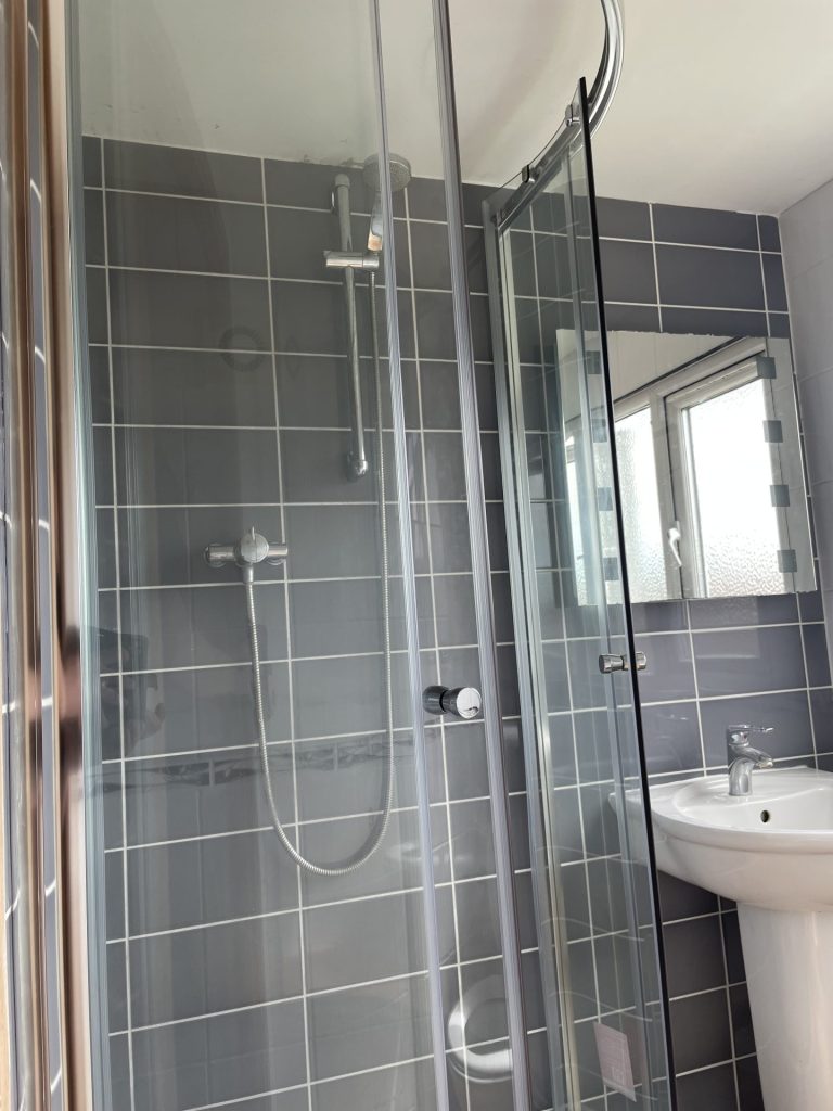 black and gray metal pipe